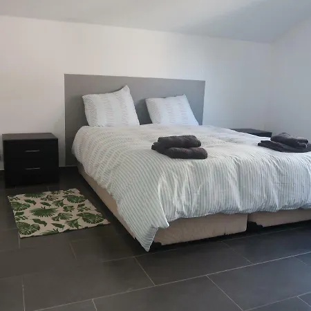Giova Appartement *